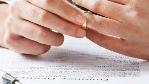 The Crucial Role of a Divorce Paralegal: Navigating Legal Obstacles Efficiently